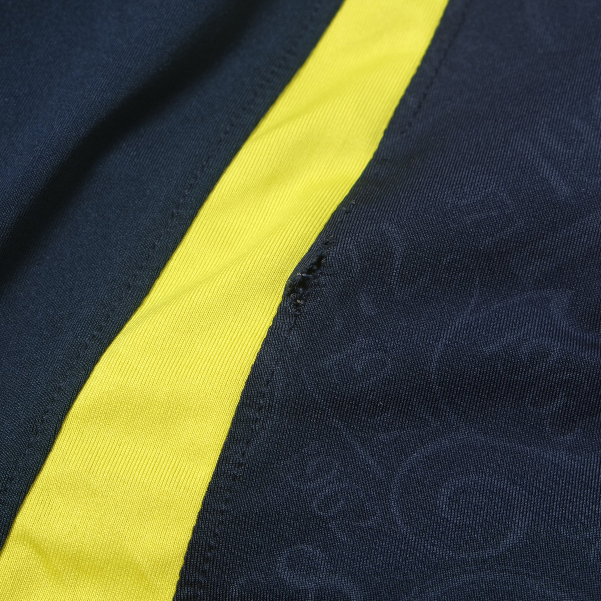 2014/15 Tottenham Hotspur Training Shirt Under Armour (M)