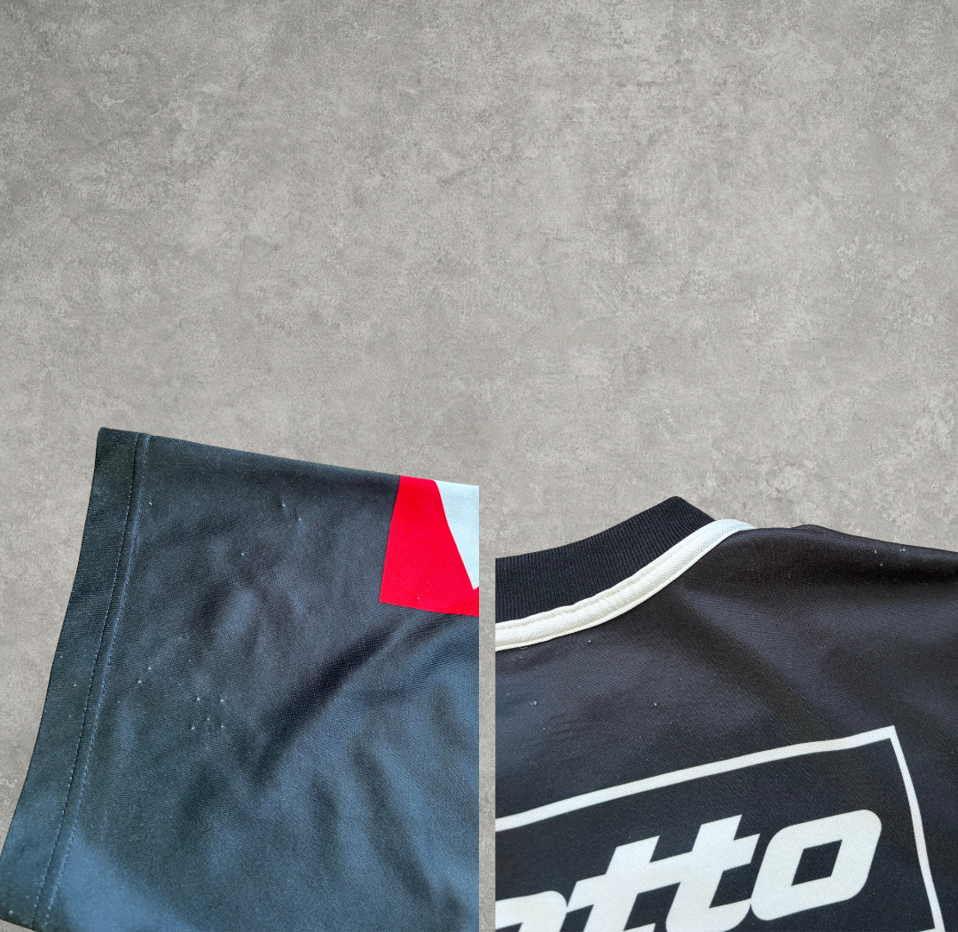 2001/02 Juventus Training Shirt Lotto (XL)