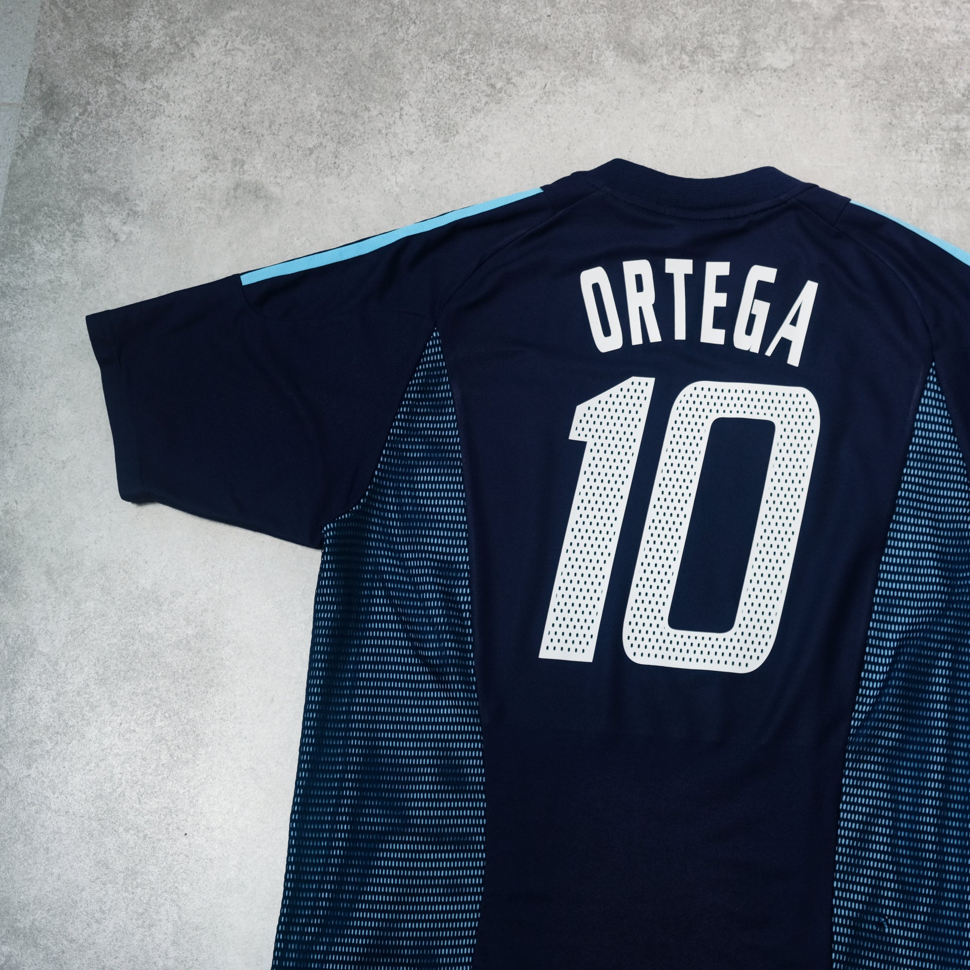 2002/04 Argentina Away Shirt Adidas Ortega (L/XL)