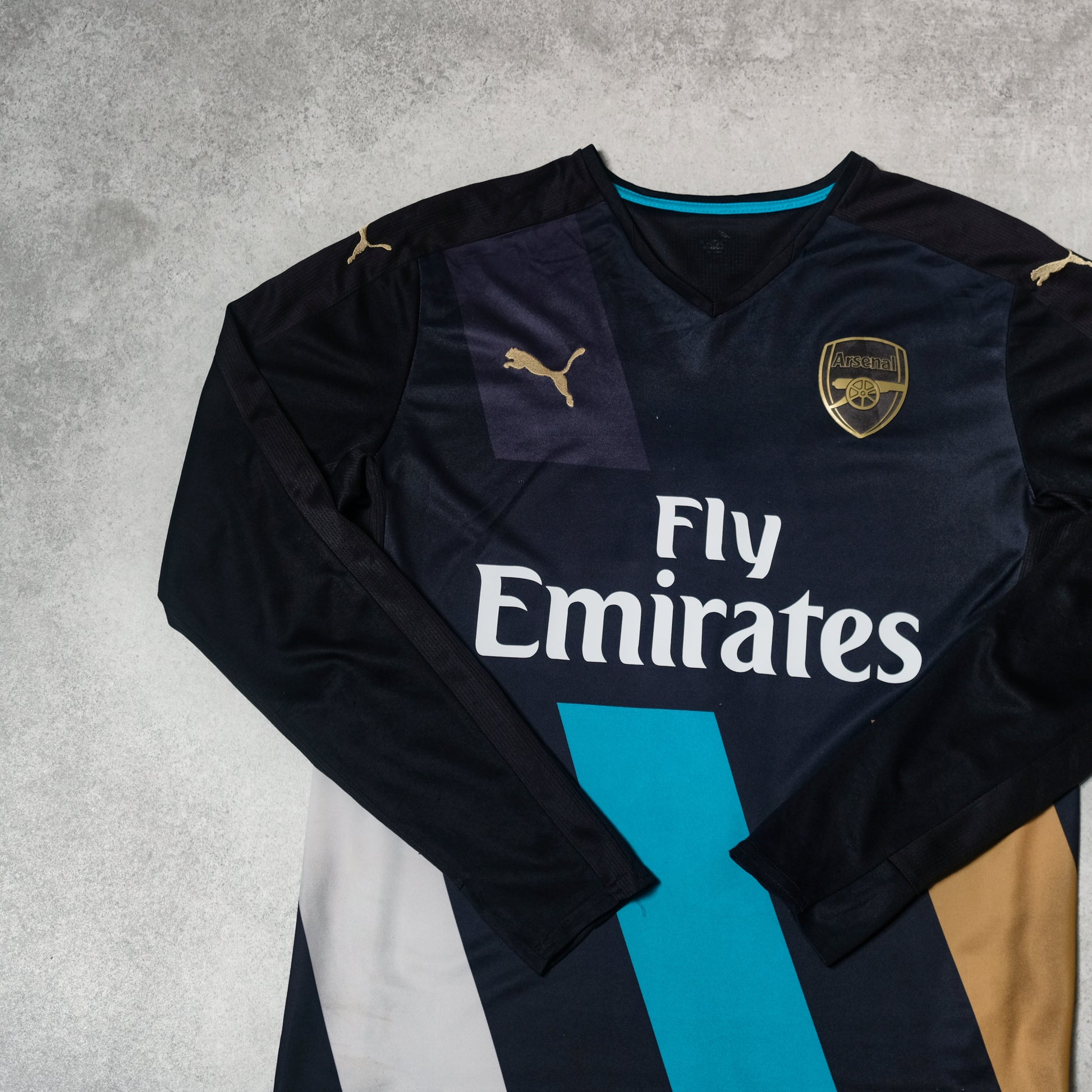 2015/16 Arsenal Third Shirt Puma Rosicky (M/L)