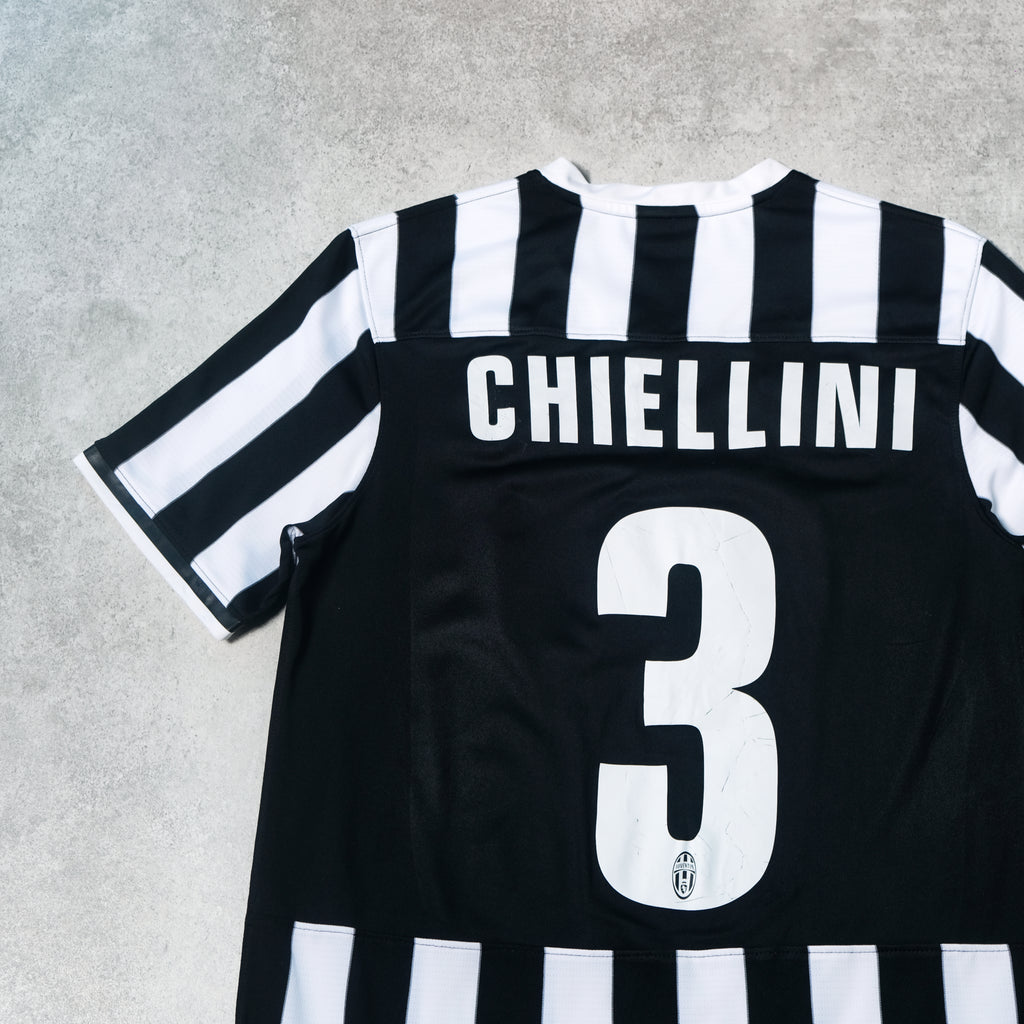 2013/14 Juventus Home Shirt Nike Chiellini (L/XL)