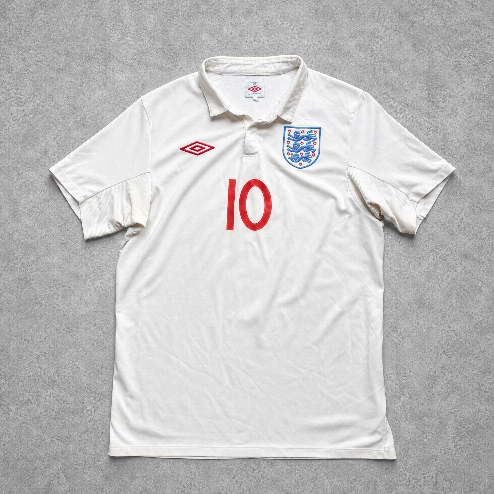 2010/11 England Home Shirt Umbro Rooney (L)