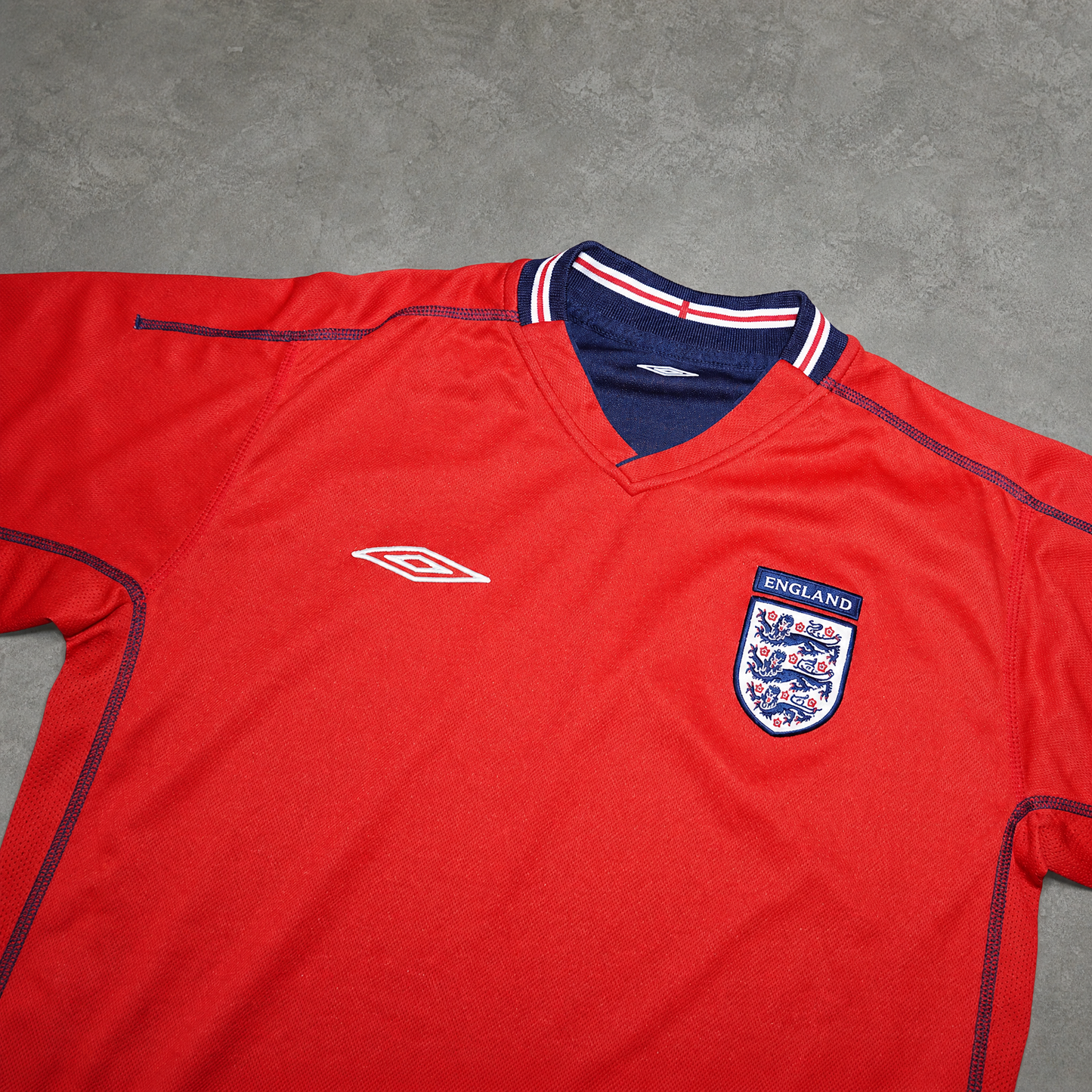 2002/04 England Away Shirt Umbro (M)