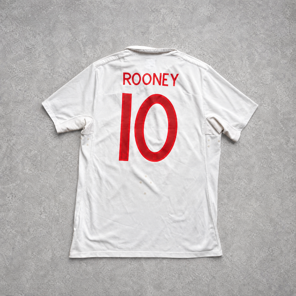 2010/11 England Home Shirt Umbro Rooney (L)