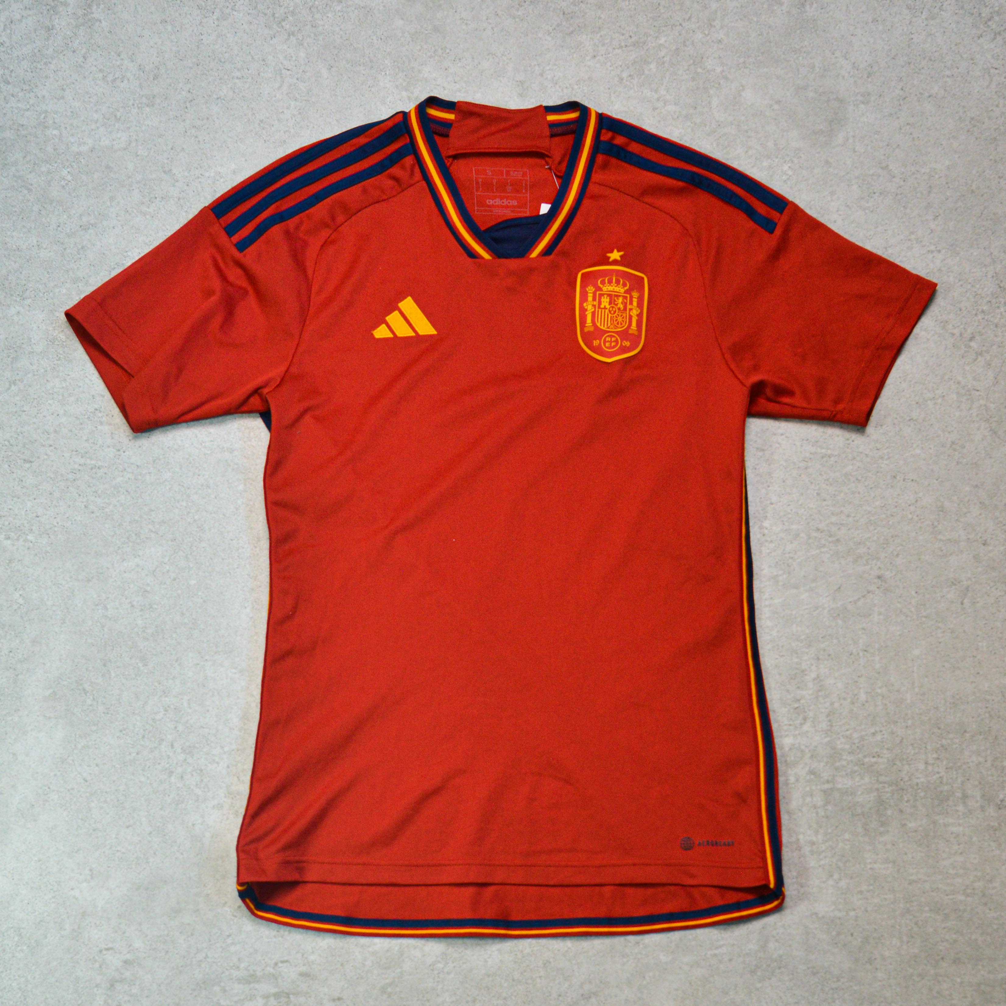 2022/23 Spain Home Shirt Adidas (S)