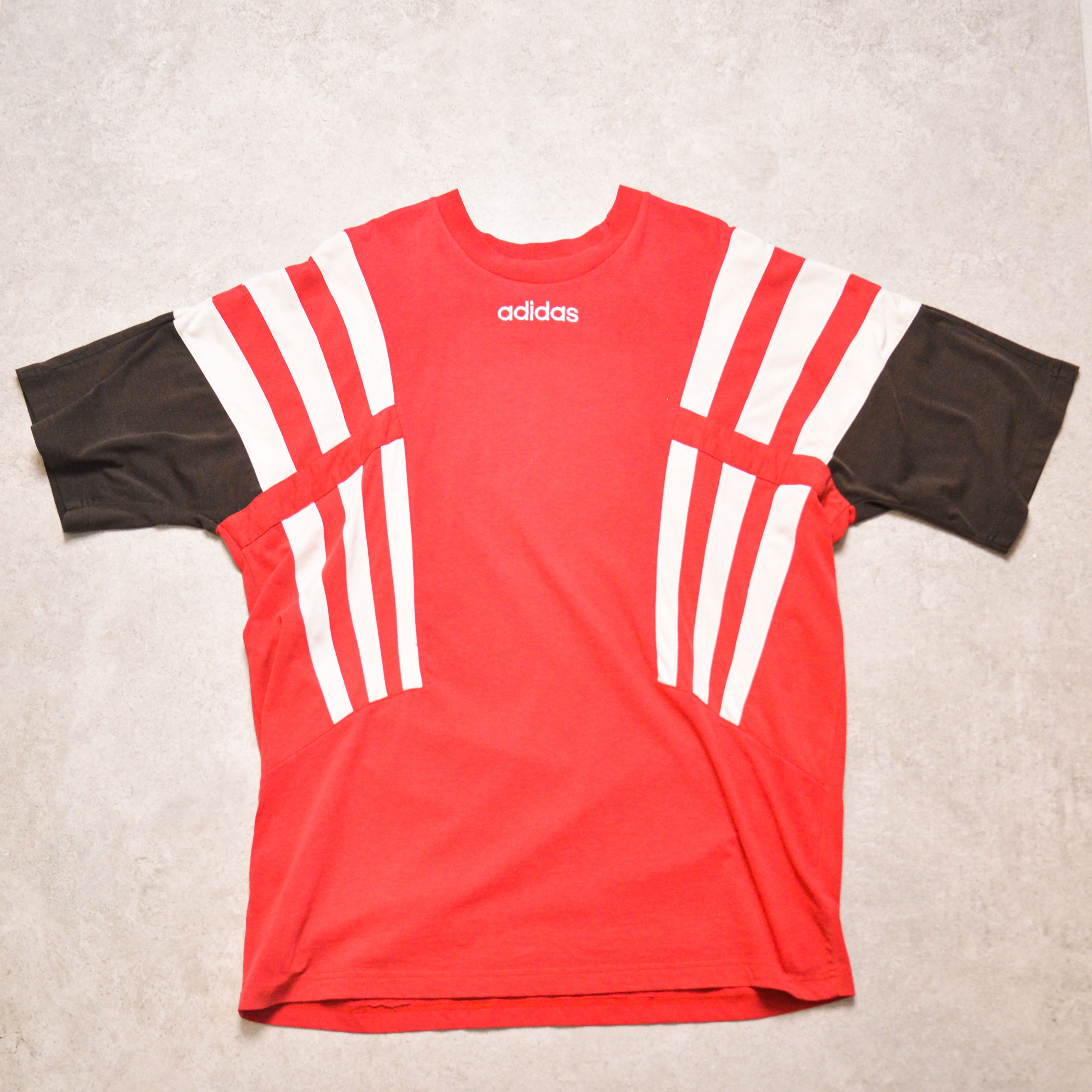 1990s Vietnam Training Shirt Adidas (XXL) 
